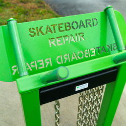 GreenSpoke_Skateboard_Repair_Station