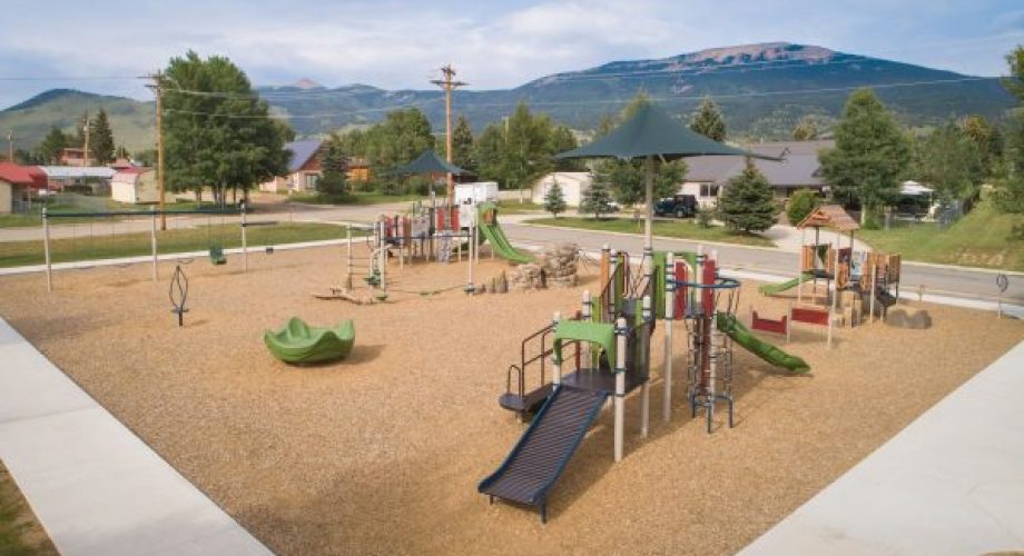 Three Benefits of Adding Playgrounds to Housing Developments img feature